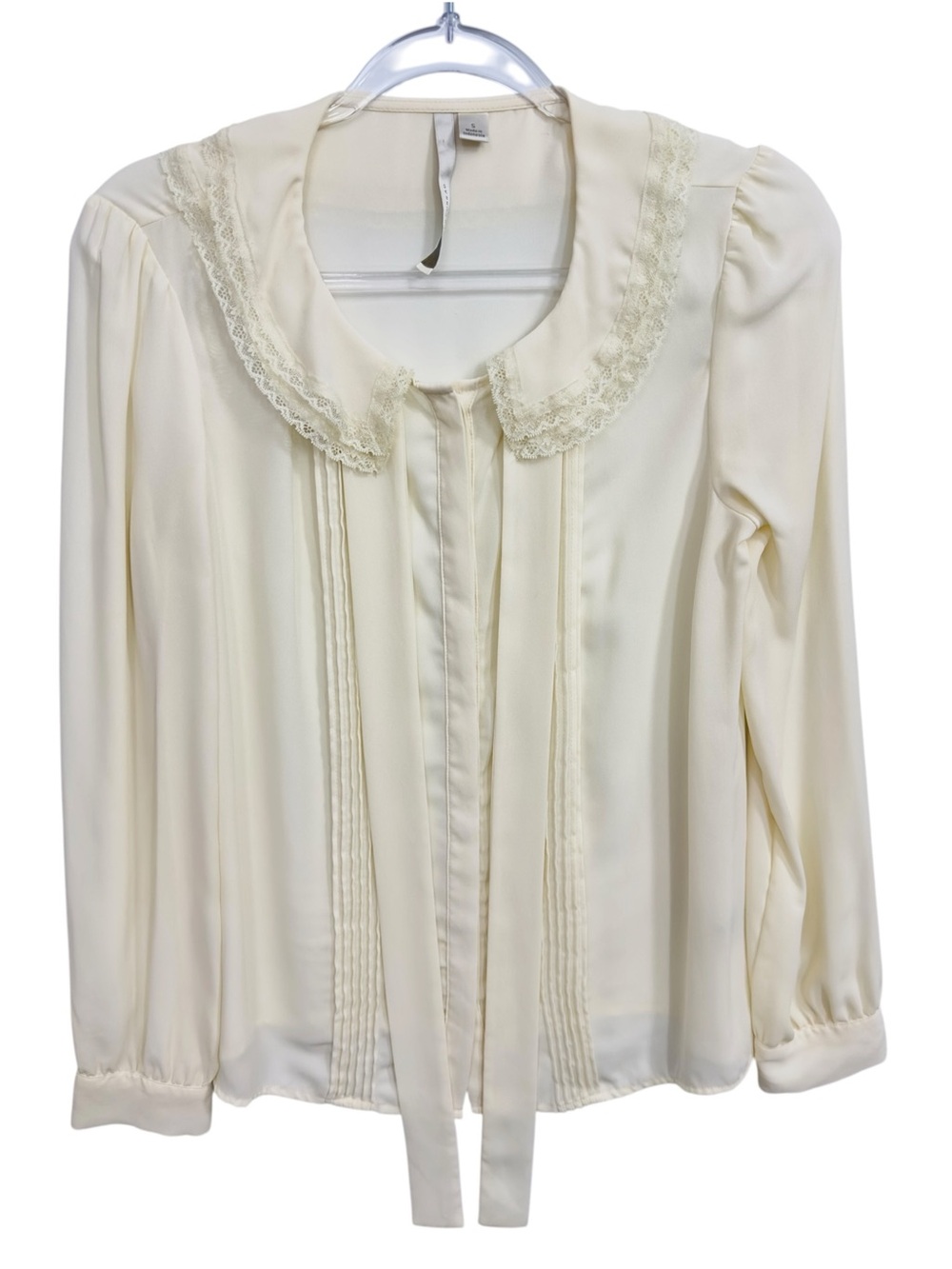 Runway Edition Collection Peterpan Lace Trim Neck Tie Pleated Bib Blouse Shirt